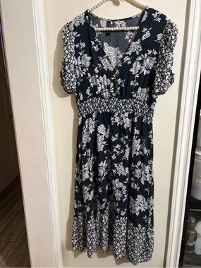 Floral V-Neck Midi Dress in Black and White